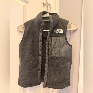 The North Face Kids Fleece Vest - black